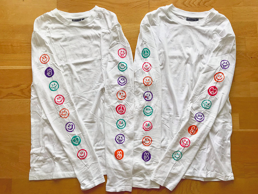Long sleeves handpainted with different smileys by Akira.